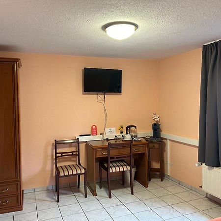 Mikroapartments Klarenthal Σααρμπρύκεν Εξωτερικό φωτογραφία